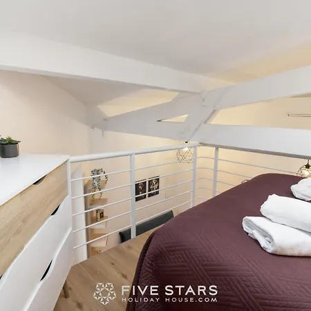 Fleur Fshh Apartment *